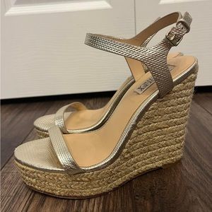 Badgley Mischka Clea Espadrille Size 6